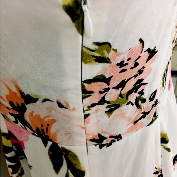 NWT Dynamite Floral White Casual / Semi Formal Summer Dress - Picture 6 of 12